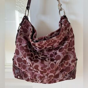 Unique Coach Large Carly in Burgundy Optic Signature